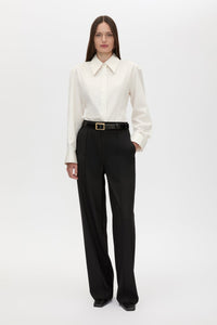 Front view CAMILLA AND MARC adjustable Tarn Fitted Long Sleeve Shirt in cream with removable shoulder pads.
