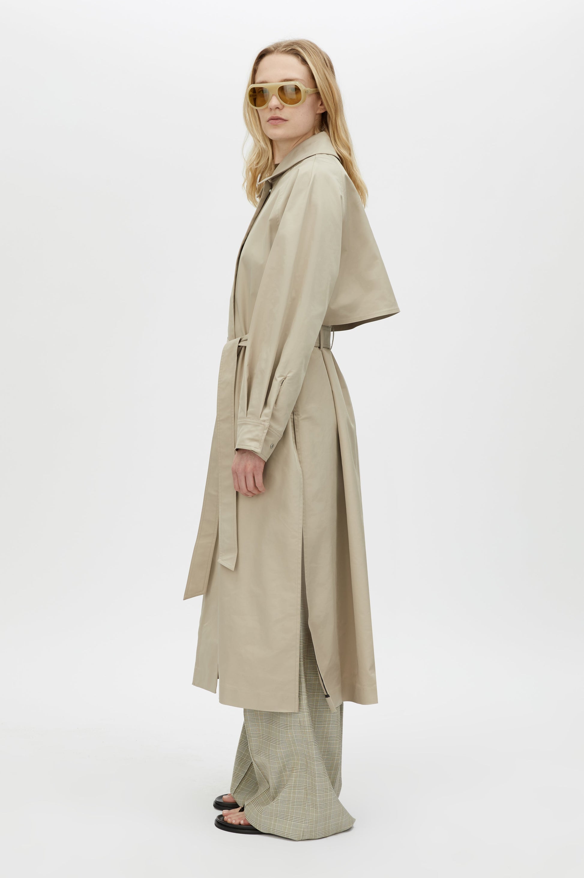 Mahdavi Trench