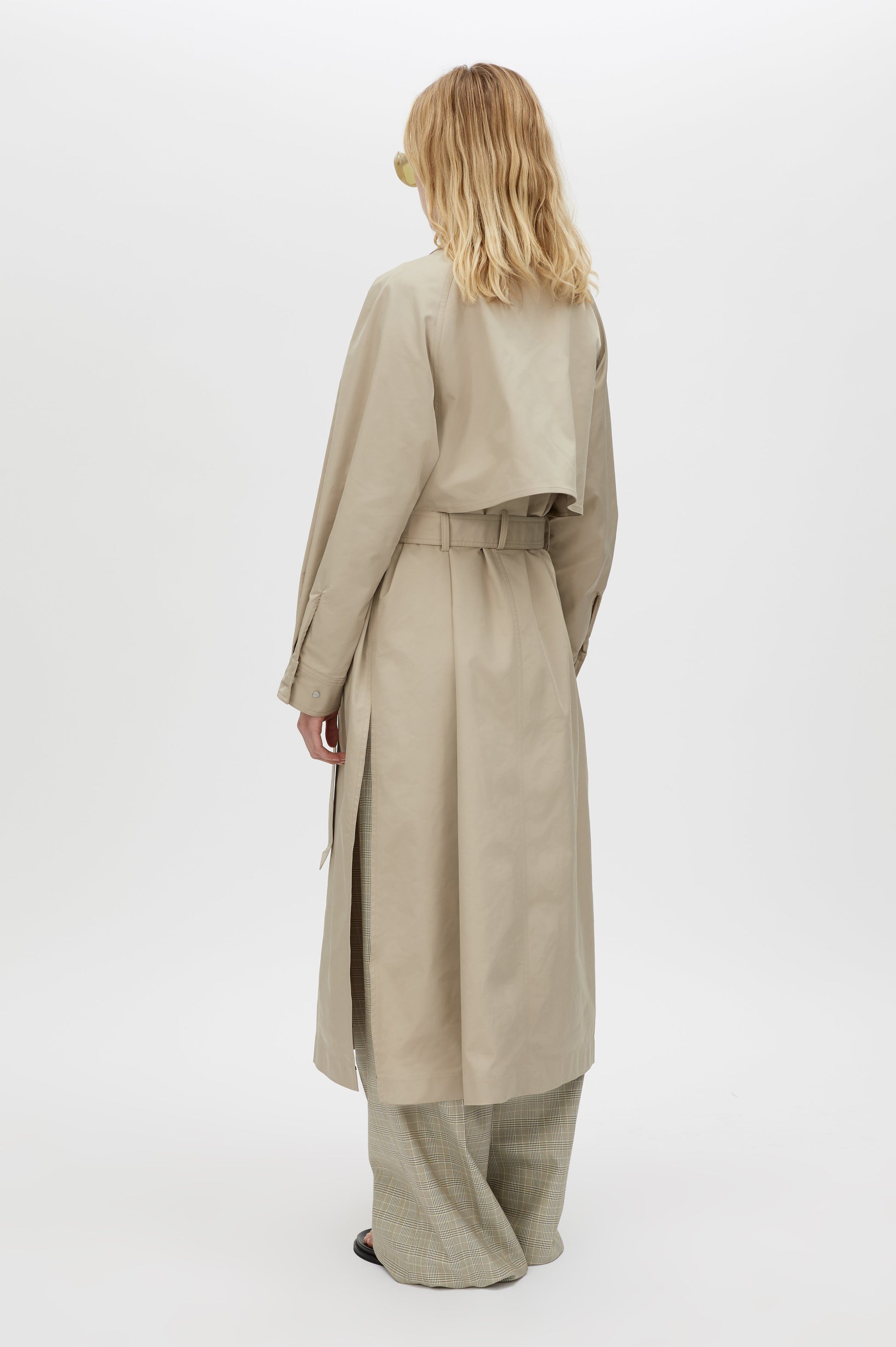 Mahdavi Trench