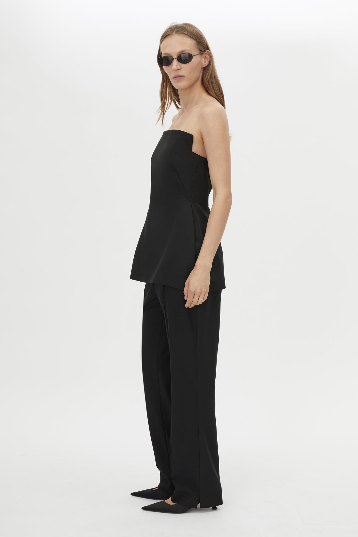 Three-quarter view CAMILLA AND MARC Cassie Crop Pant in Black with a slim tailored fit and cropped length.