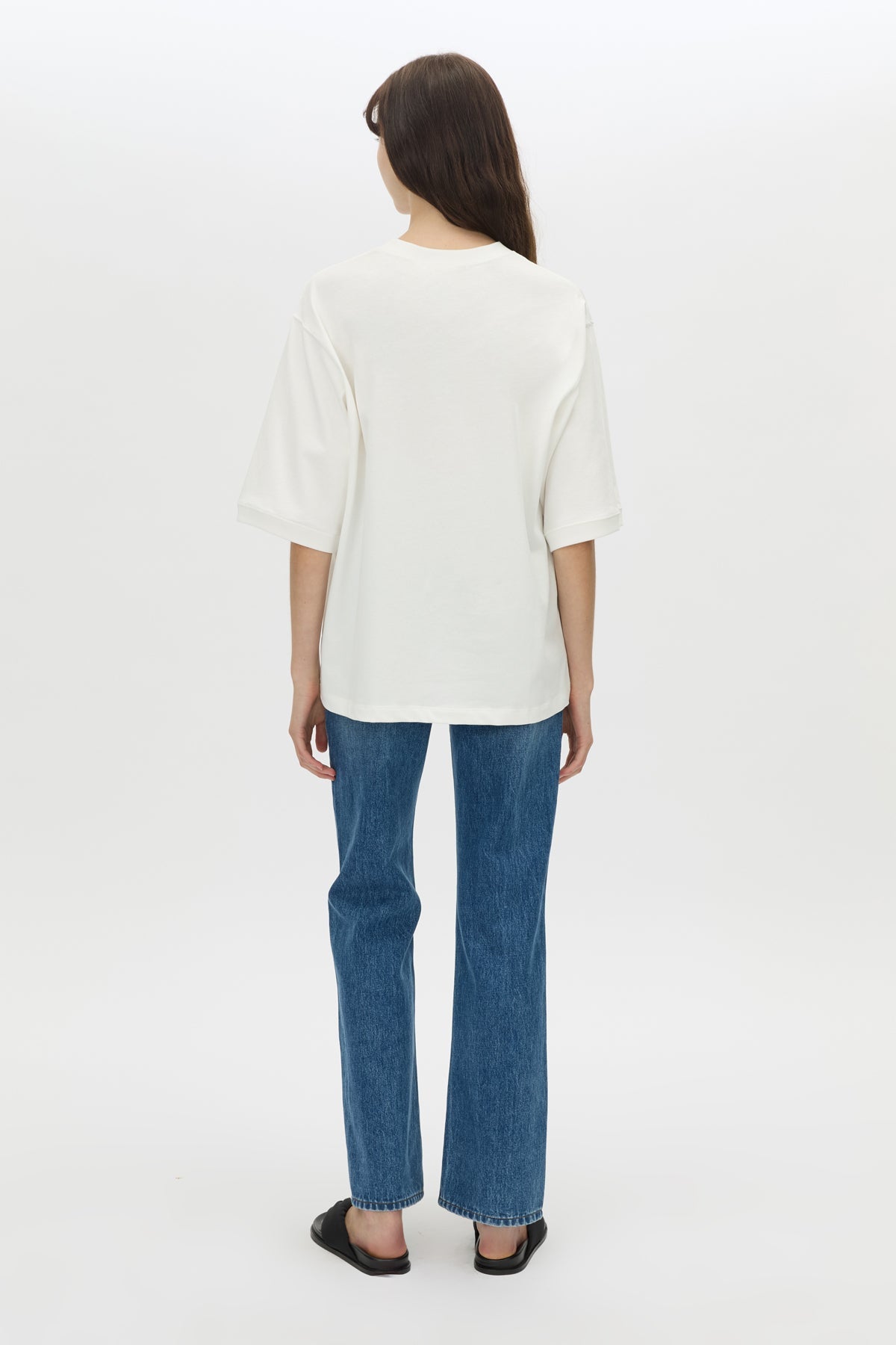 Larissa Logo Tee