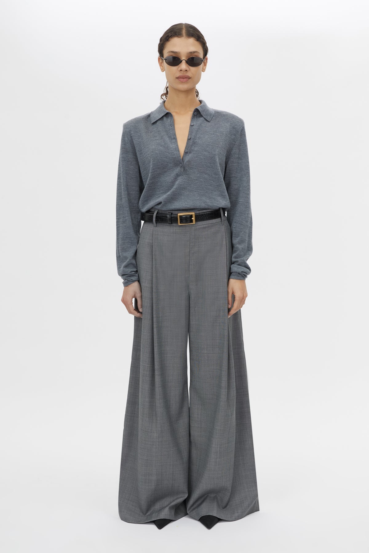 Front view CAMILLA AND MARC Meyer Wide Leg Pant in Charcoal Grey with front pleats.