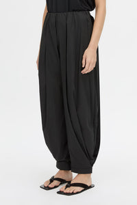 Rhia Balloon Leg Pant