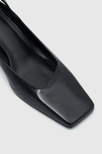 Sara Kitten Heel