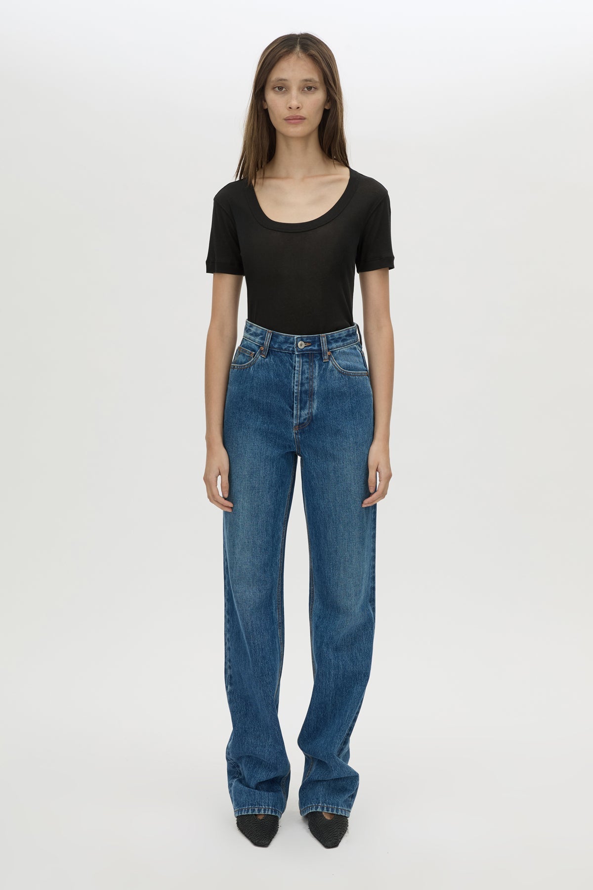 Siona Light Weight Fitted Tee