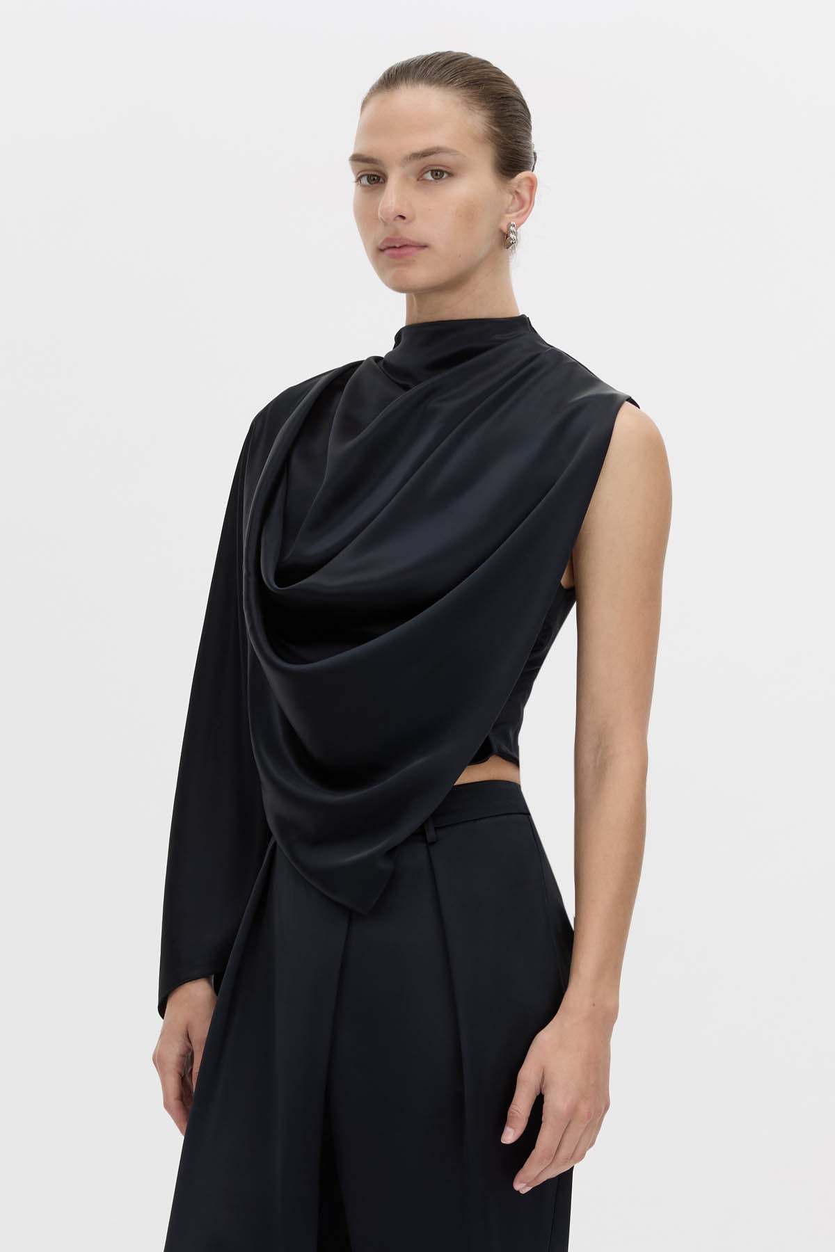 Velin Drape Top