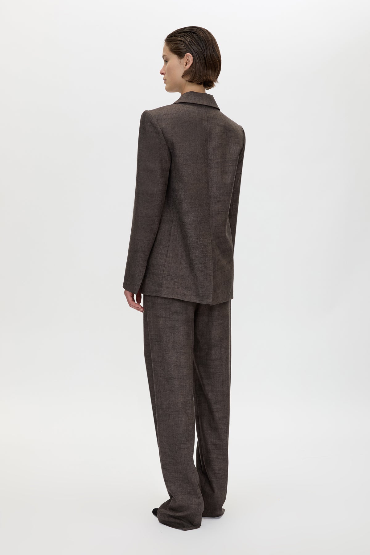 Back view CAMILLA AND MARC Verna Relaxed Fit Blazer in Chocolate, crafted in an Australian wool, linen and silk twill blend.